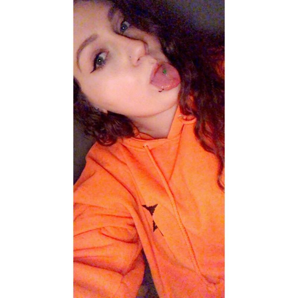 Meet your Posher, Destiny